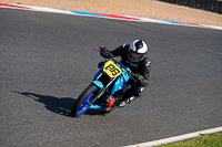 enduro-digital-images;event-digital-images;eventdigitalimages;mallory-park;mallory-park-photographs;mallory-park-trackday;mallory-park-trackday-photographs;no-limits-trackdays;peter-wileman-photography;racing-digital-images;trackday-digital-images;trackday-photos